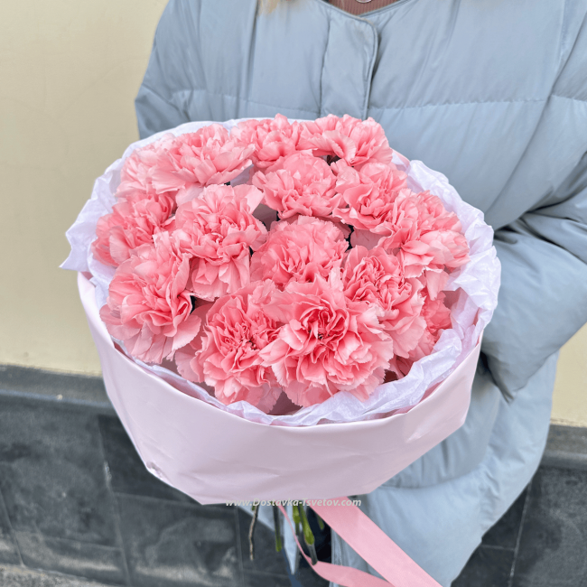 Цветы #14 Букет из розовых кружевных диантусов