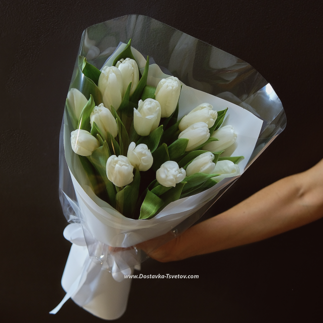 Тюльпаны Букет белых тюльпанов "Симпатяшка"