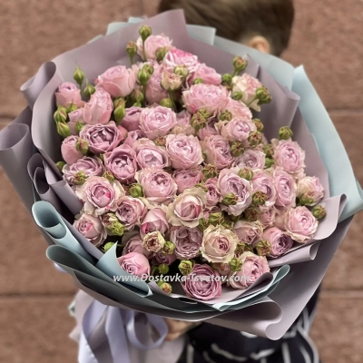 Букет из кустовых роз "Новый век"