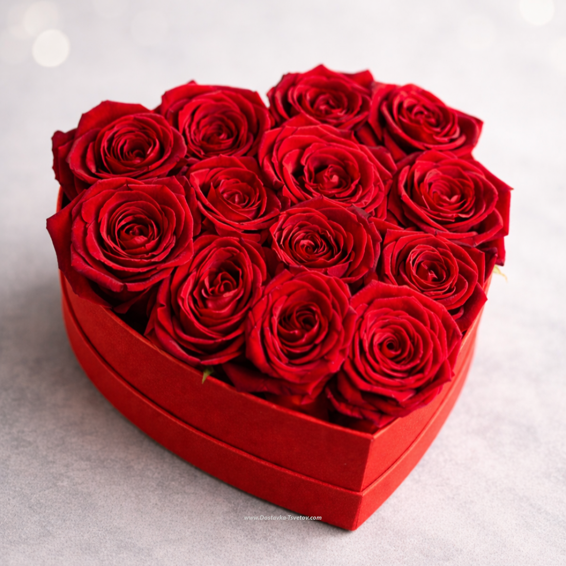 Букеты Сердце из красных роз "Сила Любви"
