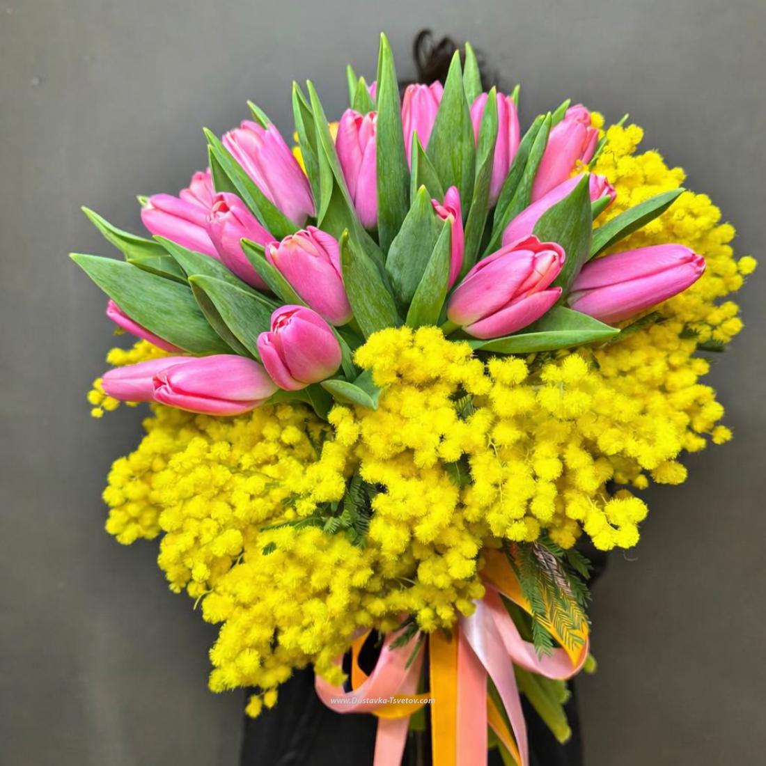 Тюльпаны Розовые тюльпаны и мимозы "Для милых дам"