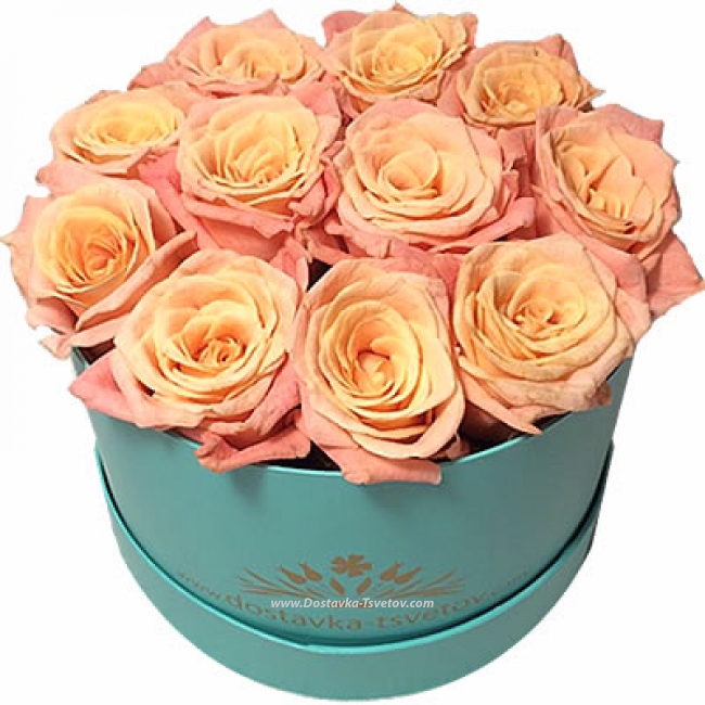 Цветы Коробка нежных роз "Колыбель"