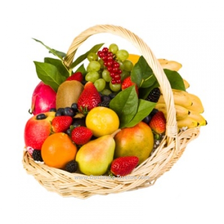 Корзина фруктов и ягод "Синди"