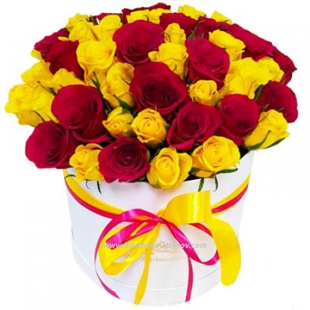 Roses in a box Кенийские розы "Обольщение" Roses in a box Кенийские розы "Обольщение"