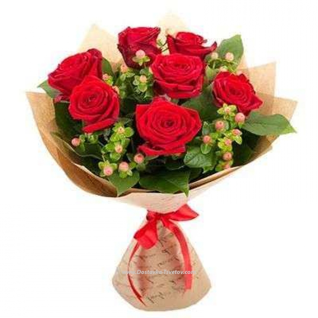 Букет красных роз "Обворожительная"