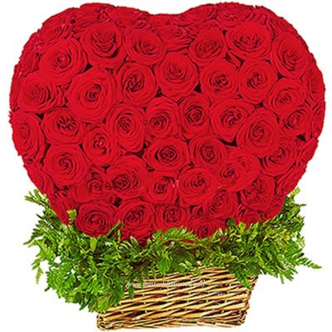 Композиция из красных роз "Сердце Любви"