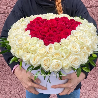 101 роза "Сердце Счастья"