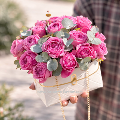 Сумочка с розами