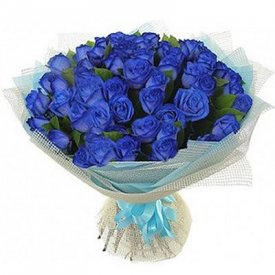 синий букет роз